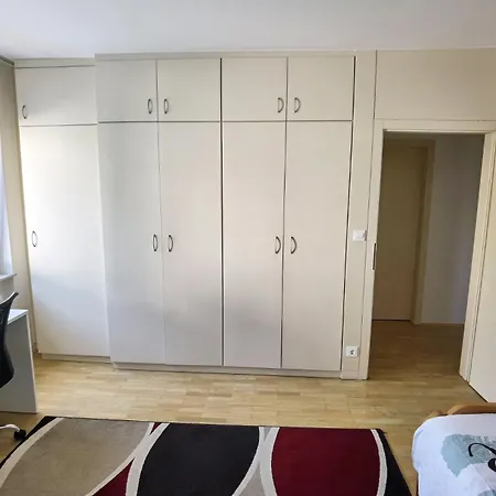 Comfortable For Long-term Appartement Ljubljana